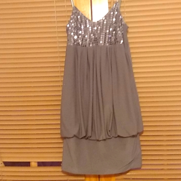 Mini dress - Picture 1 of 1